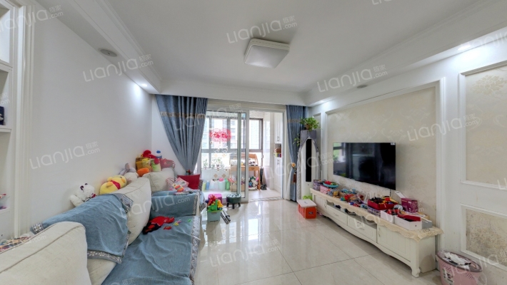 万达揽湖苑D区二手房实景图