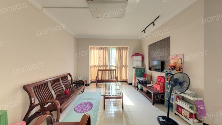 滨海华庭二手房实景图