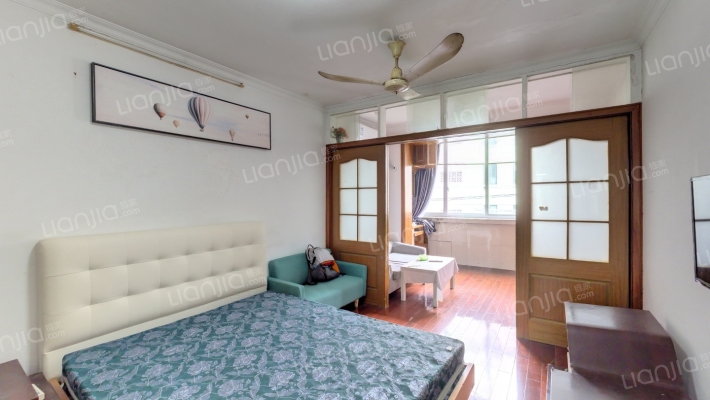 康健路100弄二手房实景图