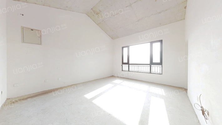 牛驼温泉孔雀城梦泉苑二手房实景图