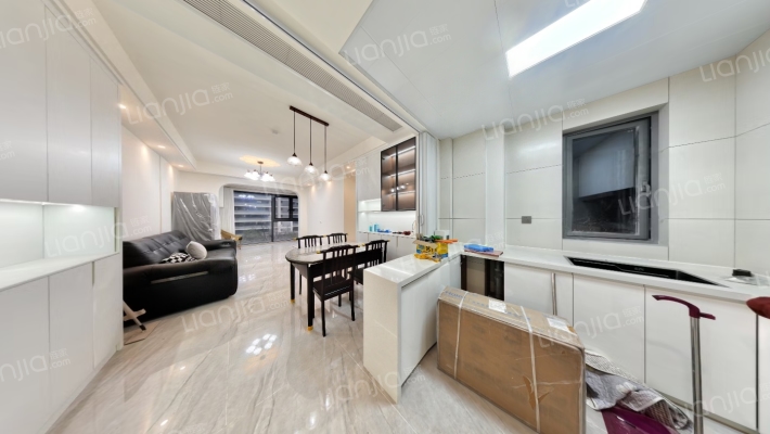 天悦二手房实景图