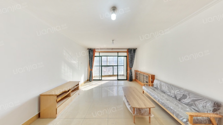 世家花园二手房实景图