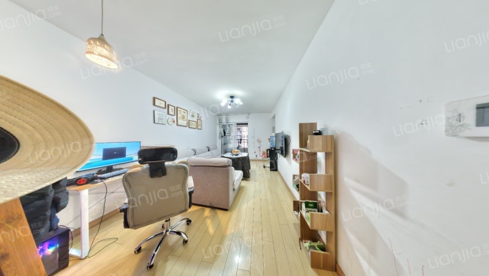 万科城A区二手房实景图