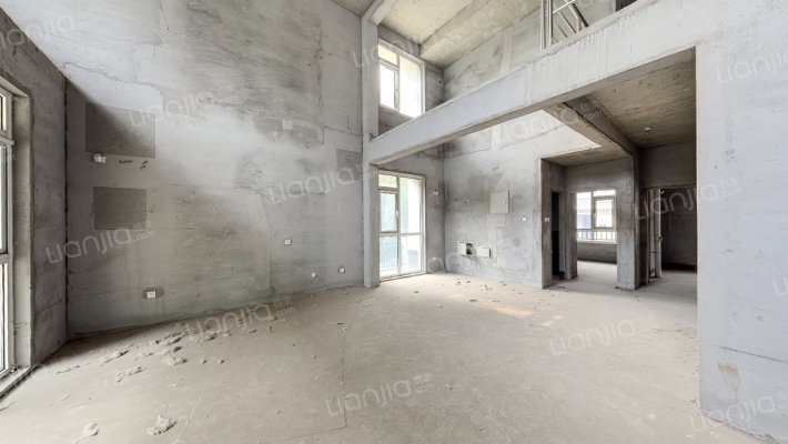 天山龍玺二手房实景图