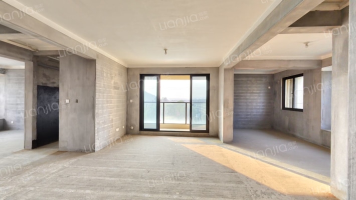 中天珺府二手房实景图