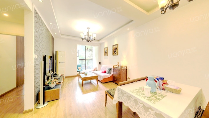 卓锦城五期二手房实景图