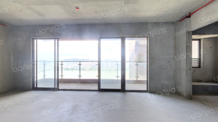 蓝光铂汇公馆二手房实景图