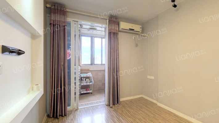 西一新村二手房实景图