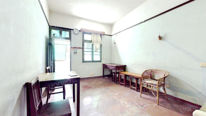 宝石一路2号二手房实景图