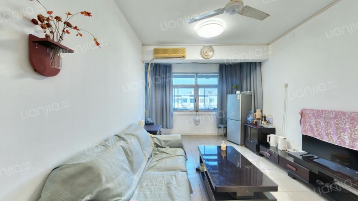 卫生路5号院二手房实景图