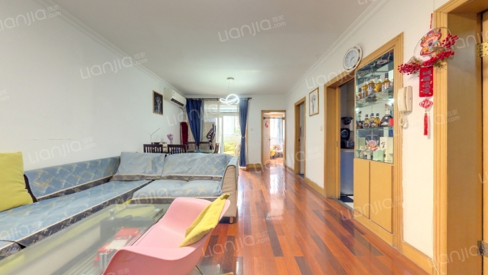 东航明珠公寓二手房实景图