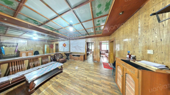 和龙小区二手房实景图