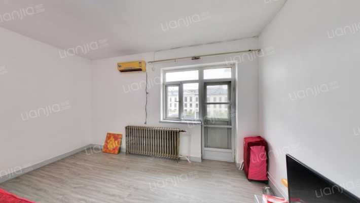 荣迁里二手房实景图