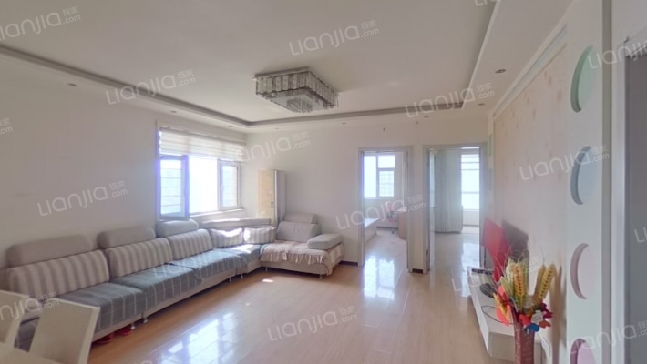 蓝天金地二手房实景图