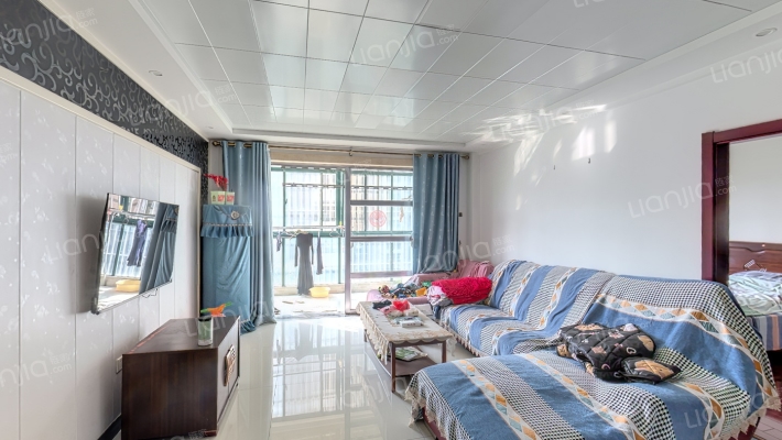 世纪名流二手房实景图