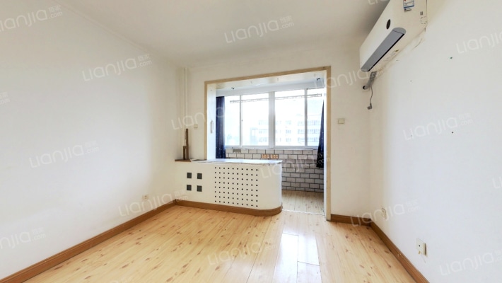 柳芳南里二手房实景图