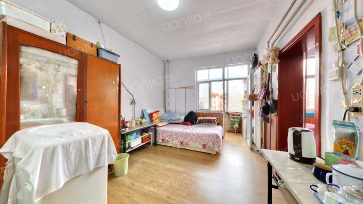 伏牛路63号二手房实景图