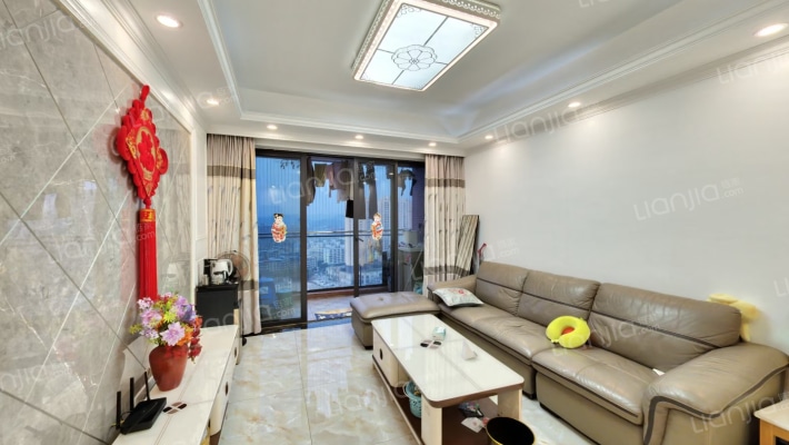 风度盛荟二手房实景图