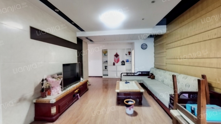 碧水蓝天二手房实景图