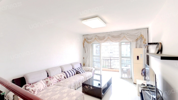 东田丽峰二手房实景图