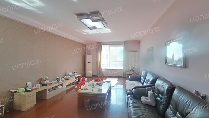 湖光凤飞园二手房实景图
