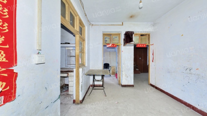 银行家属院二手房实景图