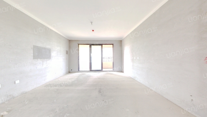 佳润滨河佳园二手房实景图