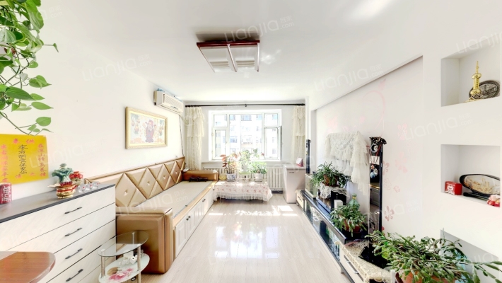 东岭南街教师楼二手房实景图