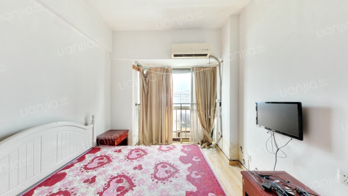 欧宝花苑二手房实景图