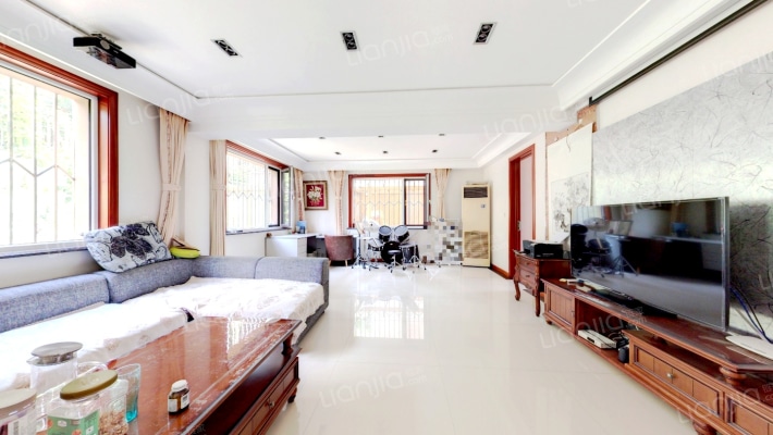 海寰别墅二手房实景图