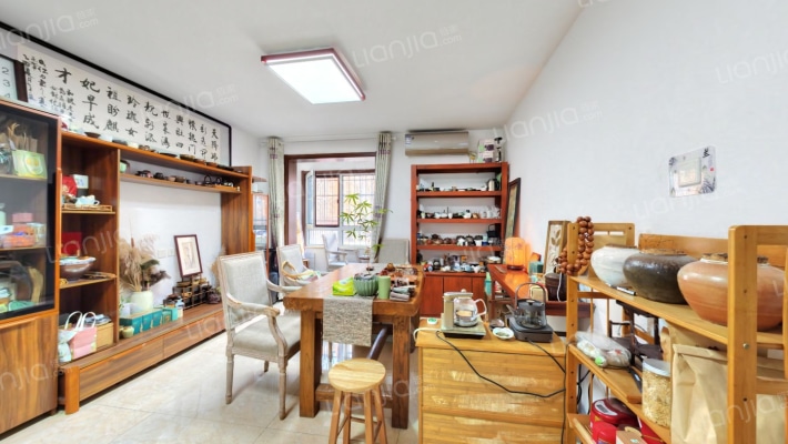 佟馨家园D区二手房实景图