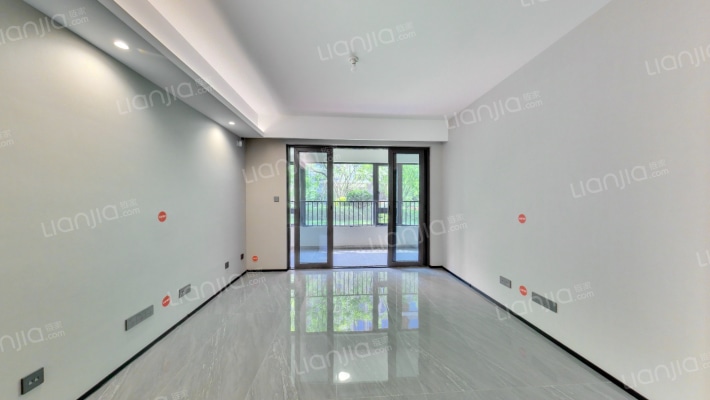 万科锦上光曜西区二手房实景图