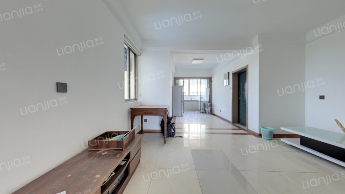 世纪大道32号二手房实景图