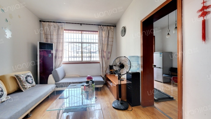 东院小区二手房实景图