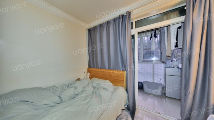 爱博四村二手房实景图