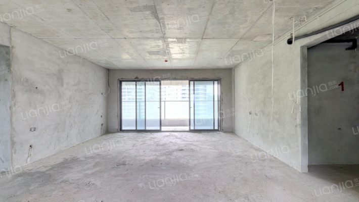 德商樾玺二手房实景图