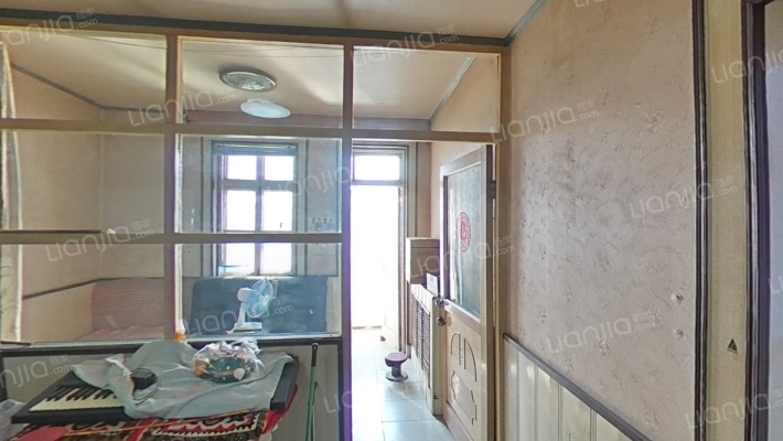 化工1居委楼二手房实景图