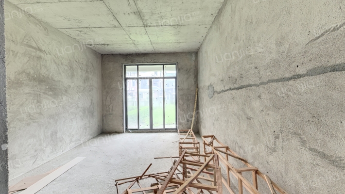 华立普罗旺斯二手房实景图