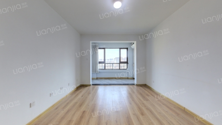 绿地云水谣二手房实景图