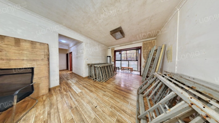 新怡花园A区二手房实景图