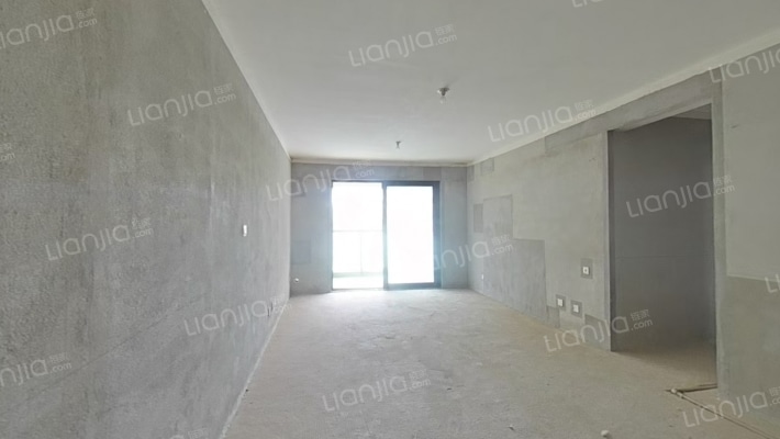 领创大地城二手房实景图