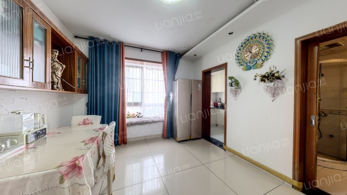 阳海景怡南区二手房实景图