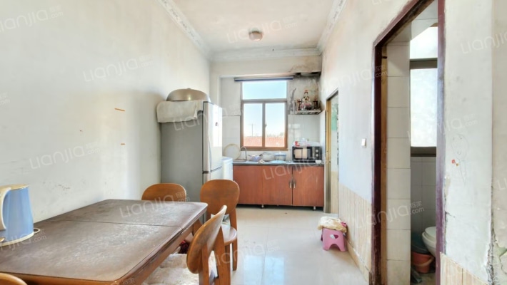 化肥厂宿舍二手房实景图