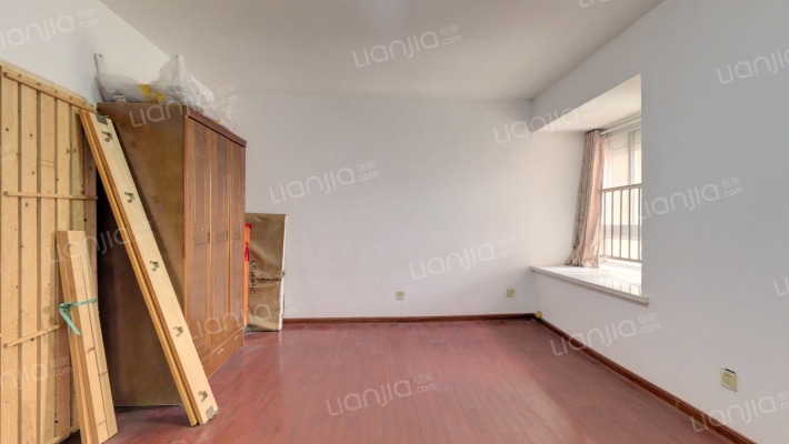 河畔家园C区二手房实景图