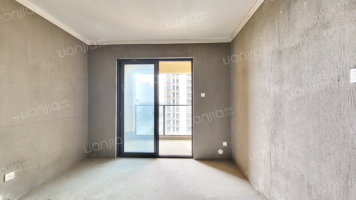 鸿翔龙悦湾二手房实景图