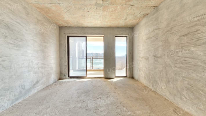 奥园天翔誉峰二手房实景图