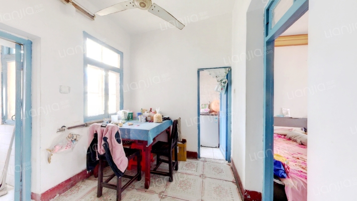 新华三村二手房实景图