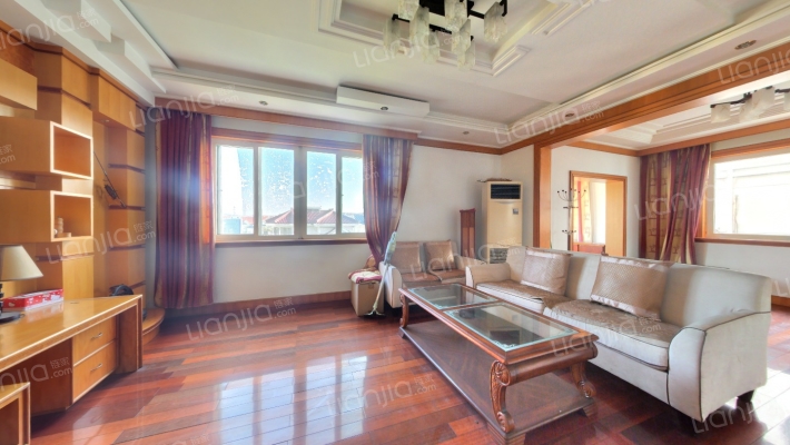 鲈乡花园二手房实景图