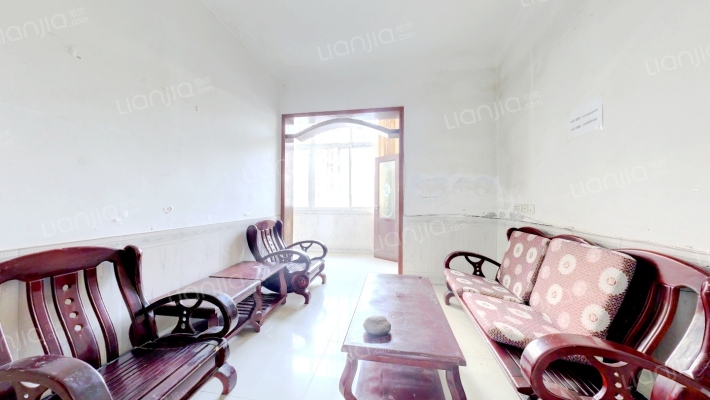 啤酒厂家属院二手房实景图