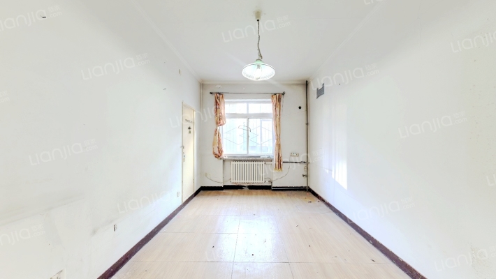 南纬路二手房实景图